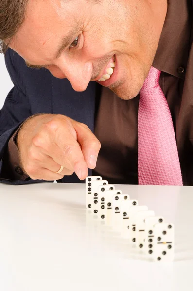 Amusant avec des pierres domino — Photo