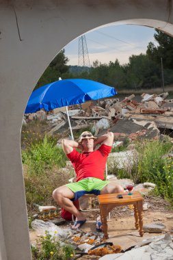 Daha iyi zamanları bekliyorum.