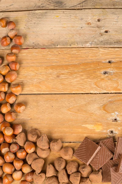 Nuts and candy — Stock Photo, Image