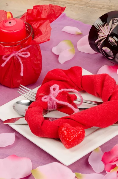 Arrangement für ein Valentinsessen — Stockfoto