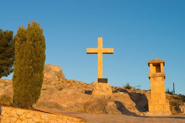 büyük taş çapraz