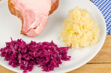Kasseler ve garnitür maddeler