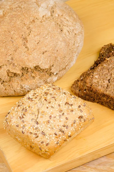 Assorted whole wheat bread — Stock Photo, Image