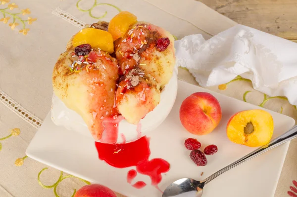 Melting ice cream — Stock Photo, Image