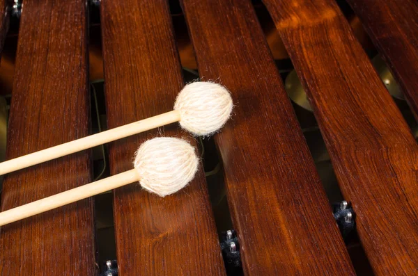 Kalapácsok, a marimba — Stock Fotó