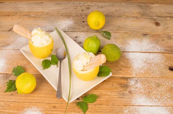 Domácí citrónový sorbet — Stock fotografie