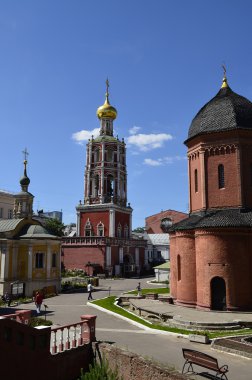 yüksek-petrovsky Manastırı