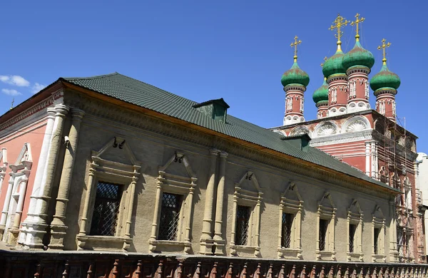 Монастир середньої Петровського — стокове фото