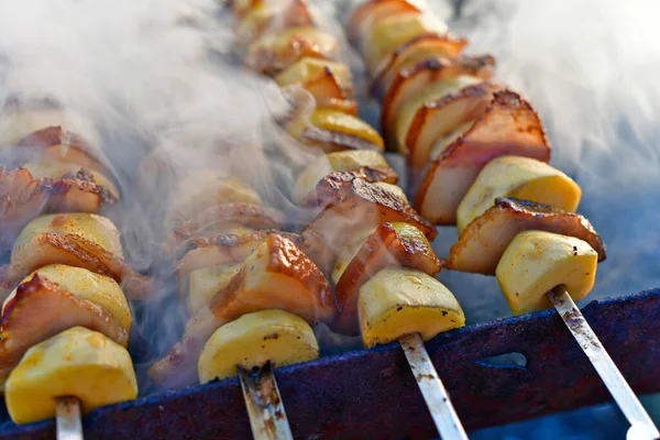 감자와 돼지기름으로 맛있는 — 스톡 사진