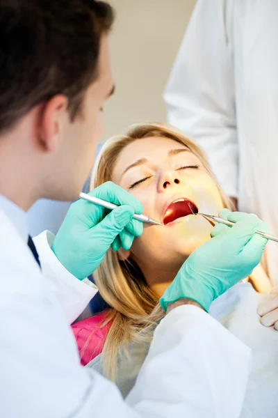 Al Dentista — Foto Stock