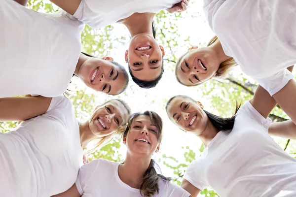 Women with heads together — Stock Photo, Image