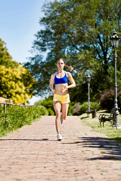 Žena jogging — Stock fotografie