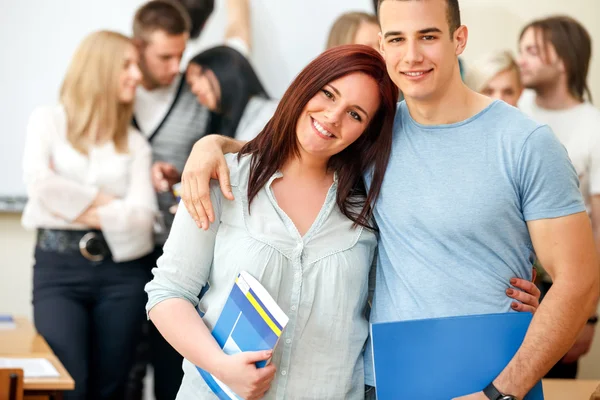 Glückliche Studenten — Stockfoto