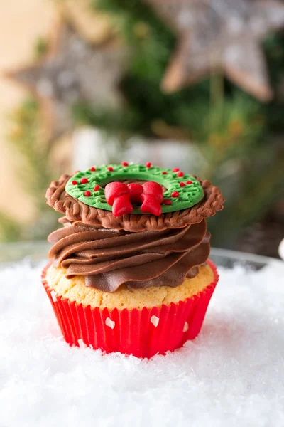 Kerstmis cupcake in traditionele rode groene kleuren — Stockfoto