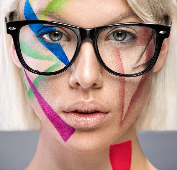 High fashion look med glasögon — Stockfoto