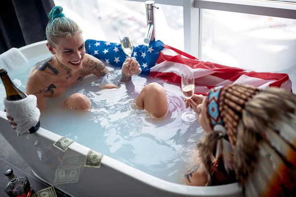Young Sexy Tattooed Lesbian Couple Having Warm Bath While Celebrating — Stock Photo, Image