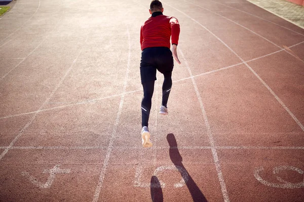 Atleta Professionista Sesso Maschile Con Allenamento Sullo Stadio — Foto Stock