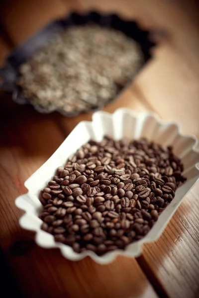 Close Containers Full Fragrant Aromatic Raw Roasted Coffee Beans Nicely — Stock Photo, Image