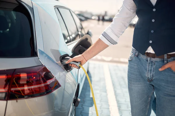 Carga Eléctrica Del Coche Energía Carga Coche Eléctrico — Foto de Stock