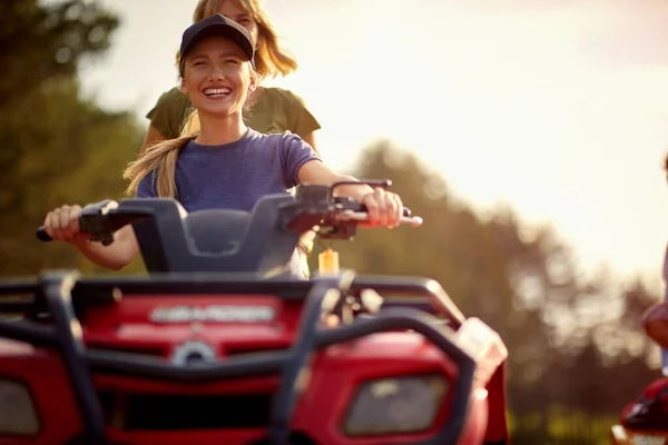 Two Female Friends Posing Photo While Riding Quad Beautiful Sunny — Stock Photo, Image