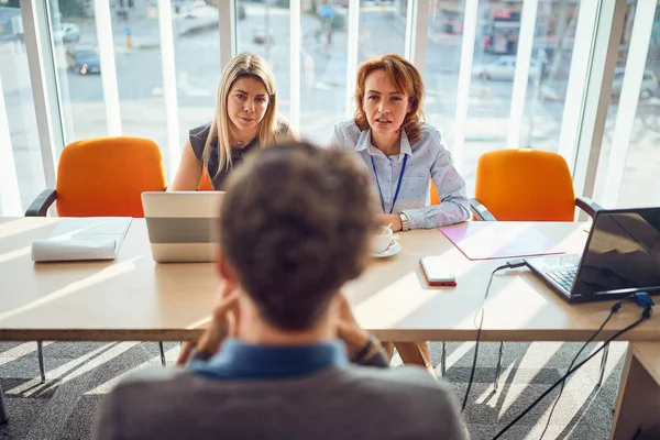 Firemní Tým Hledá Nového Člena Společnosti Job Interview Koncept — Stock fotografie