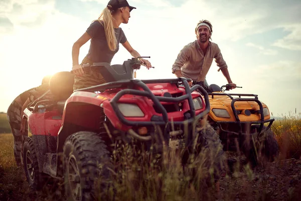 Two Good Friends Driving Quads Together Nature Active Vacation Concept — Stock Photo, Image