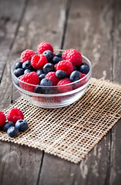 Fresh Blueberry Raspberry Glass Bowl Freshly Picke — Photo