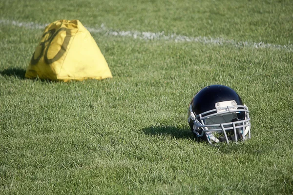 Fußballhelm — Stockfoto