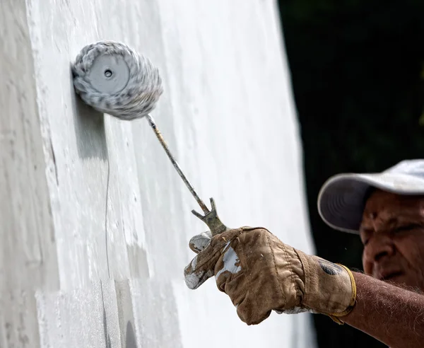 Painting the facade — Stock Photo, Image