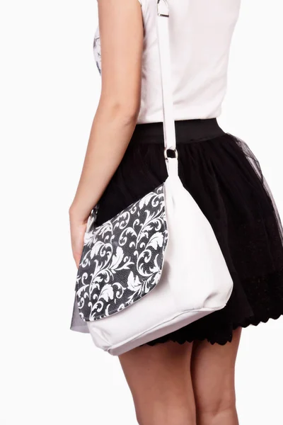 Dívka na sobě moderní kabelka — Stock fotografie