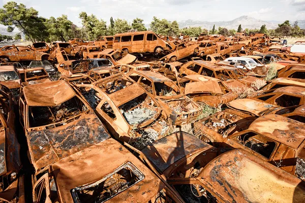 Carros de sucata — Fotografia de Stock