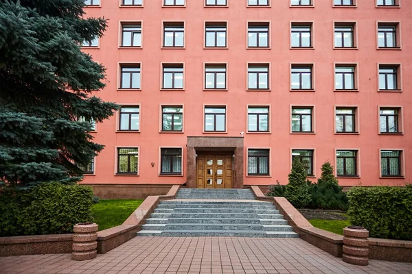 ミンスク ベラルーシ 2021年9月29日 検察庁の建物の閉鎖 — ストック写真