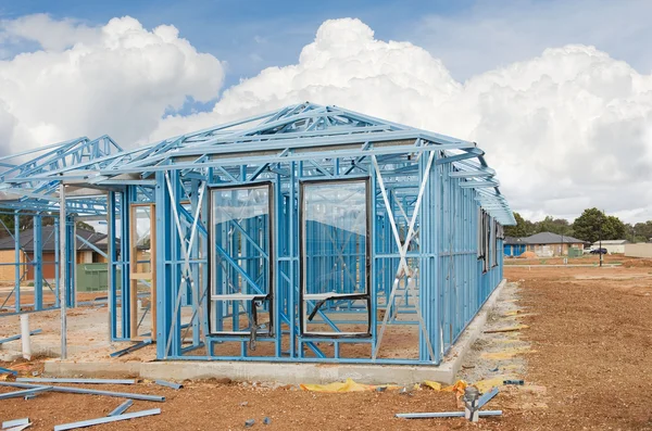 Nova casa de construção enquadramento — Fotografia de Stock