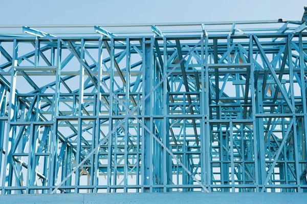 Nova casa de construção enquadramento — Fotografia de Stock