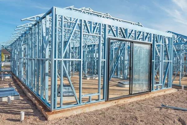 Nova casa de construção enquadramento — Fotografia de Stock