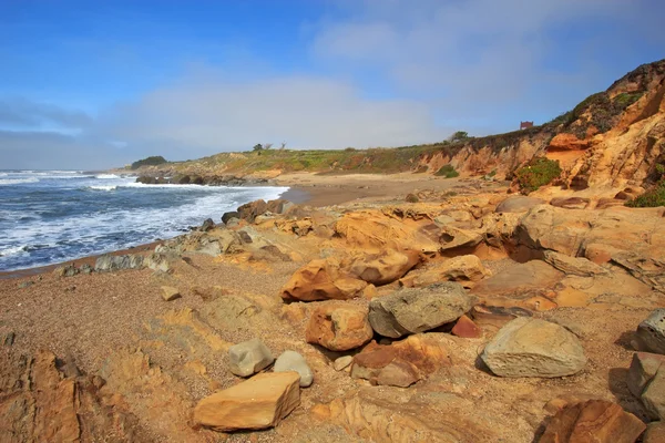 Playa de guijarros en Bean Hollow State Beach en California —  Fotos de Stock