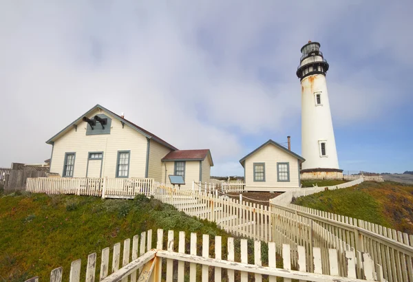 Le phare de Pigeon Point sur la côte centrale de la Californie — Photo