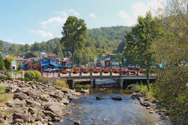gatlinburg, tennessee küçük pigeon Nehri üzerinde köprü