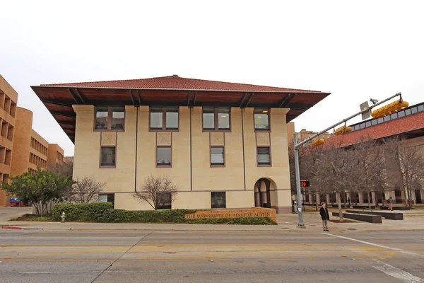 Ingången till campus vid University of texas i austin — Stockfoto