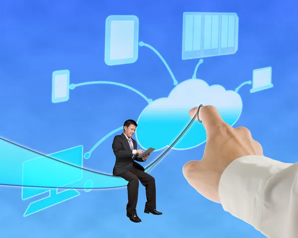 Affärsman sitter och touch tablett med cloud computing bakgrunds — Stockfoto