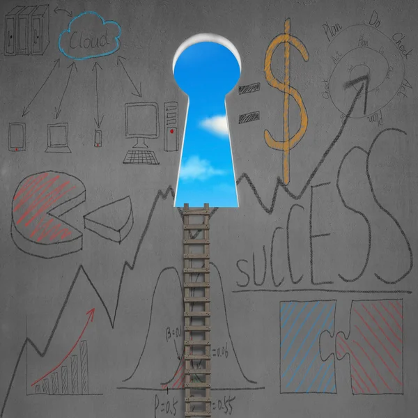 Stege med nyckel form dörr och business doodles på vägg — Stockfoto