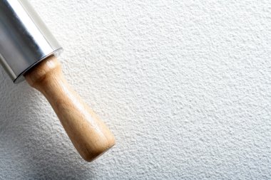 oklava üzerinde buğday unu