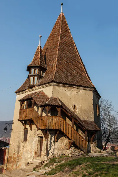 A cipész torony-Segesvár, Románia — Stock Fotó