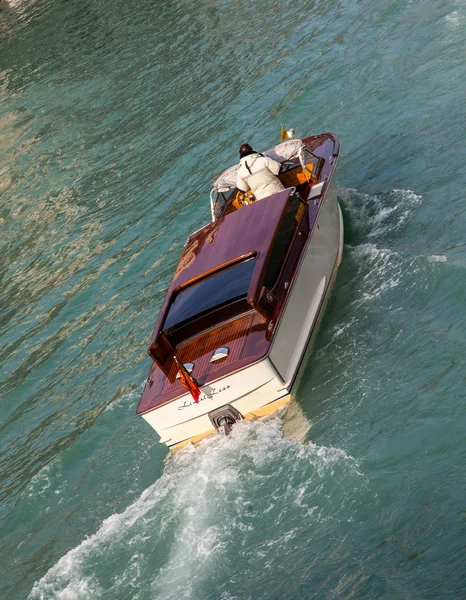 Taxi in Venice — Stock Photo, Image