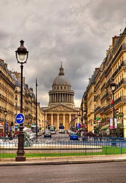 Rue Sufflot в Парижі — стокове фото