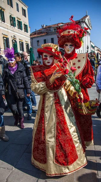 Velencei karneváli álarc Velencében — Stock Fotó