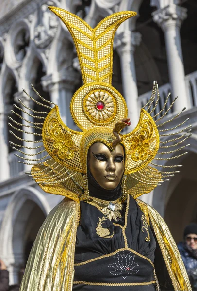 Golden Venetian Disguise — Stock Photo, Image