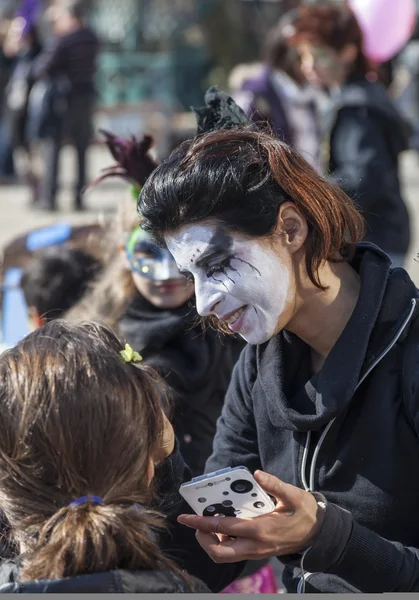 Face Painter — Stock Photo, Image