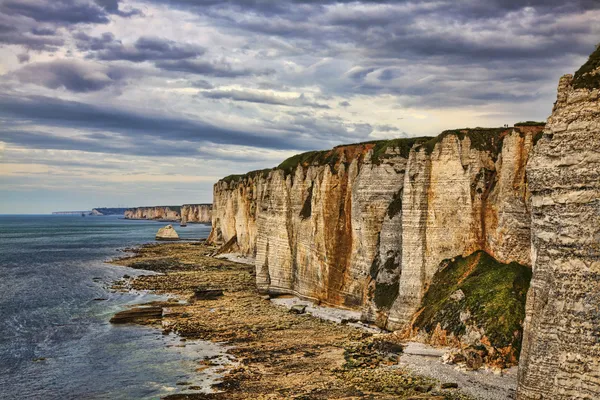 Cliffs of Etretat — Stock Photo, Image