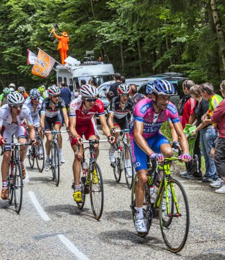Peloton.